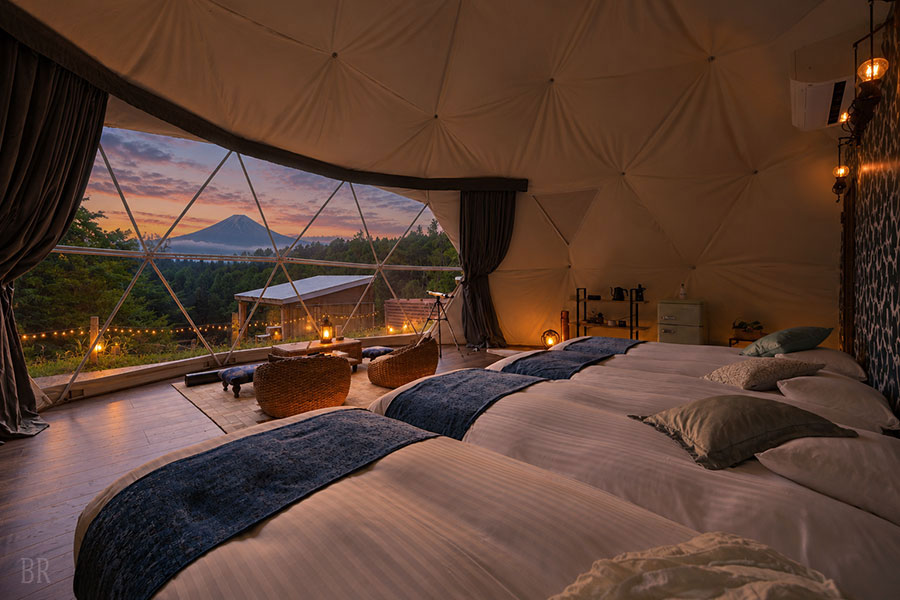 You can enjoy private glamping watching a view of Mt. Fuji