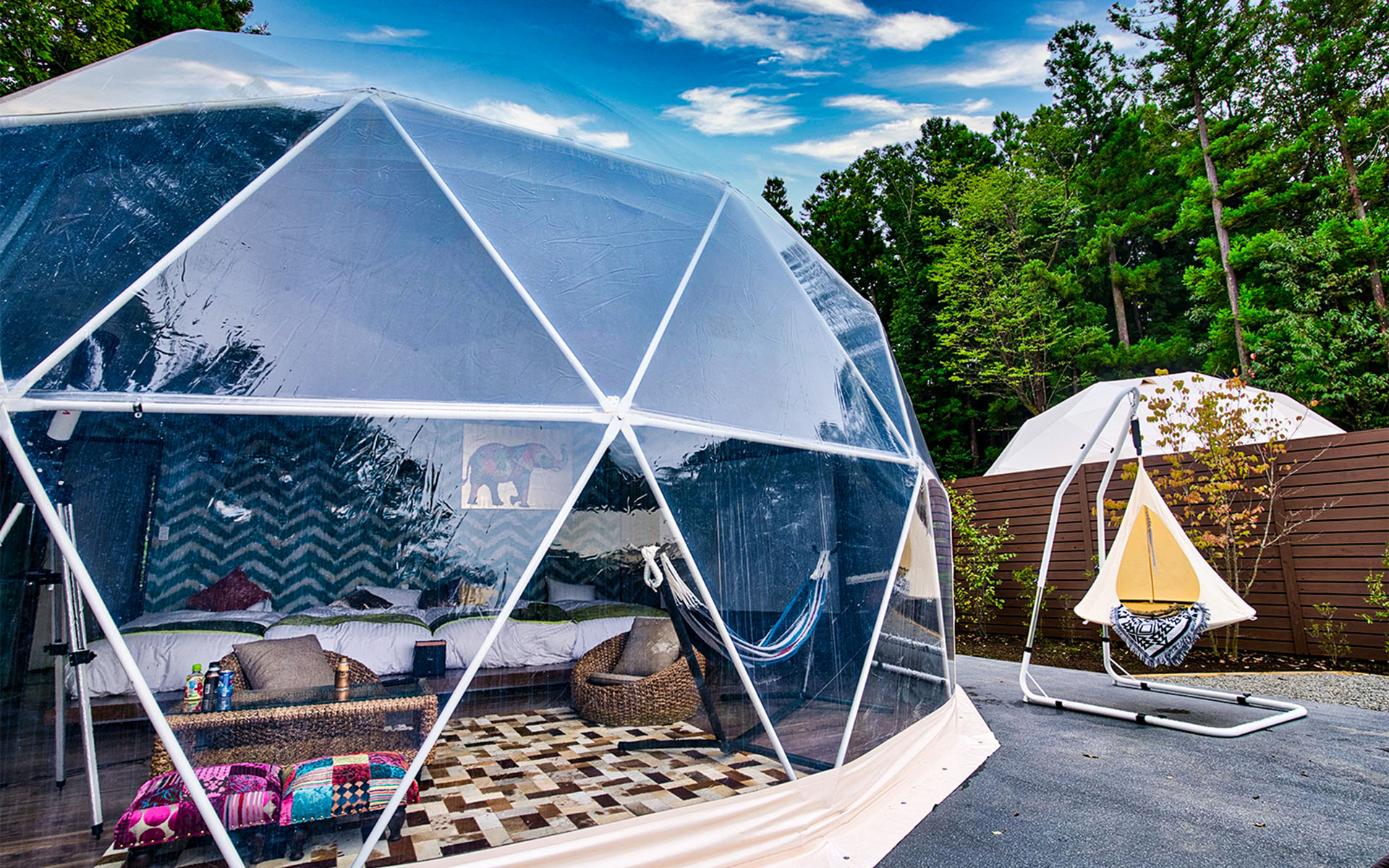 You can choose 2 types of room